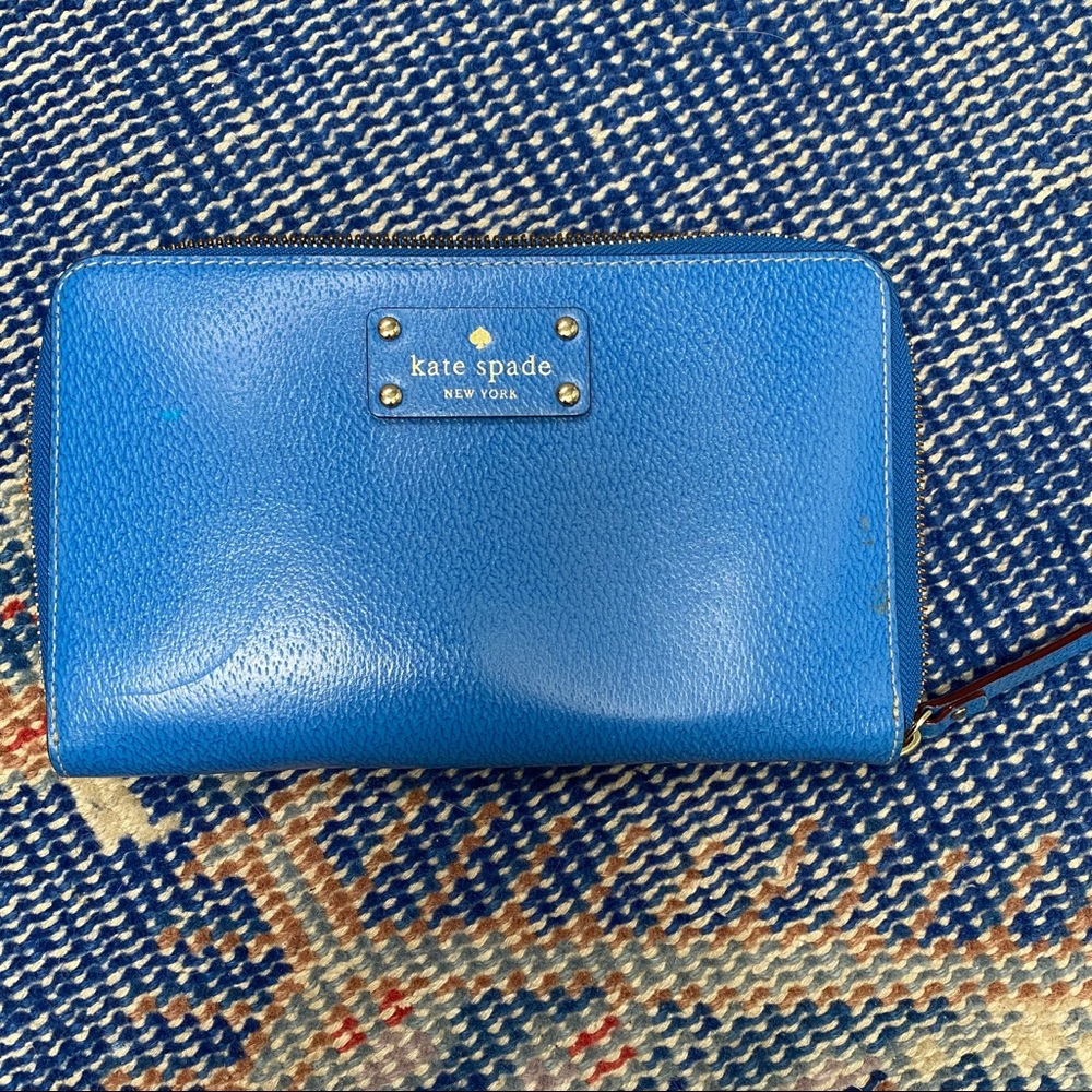 Kate Spade Oversized Travel Wallet
